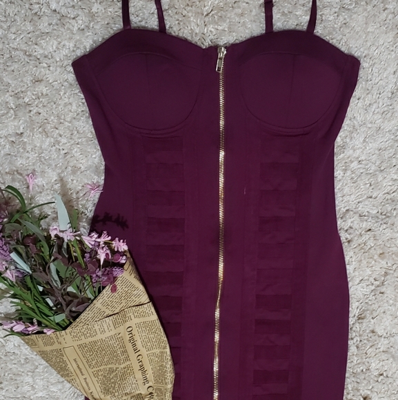 Haute Monde Dresses & Skirts - Haute Monde Small Plum Color Zip Up Bodycon Dress